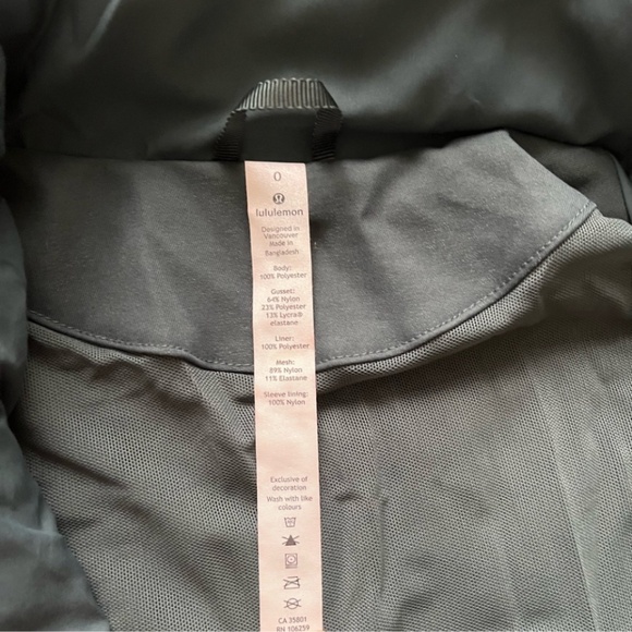 Lululemon Like A Glove Jacket - Size 0, Colour: Teal Shadow - Picture 3 of 11
